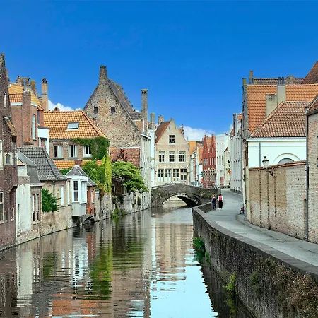 Apartment Theater Minne Bruges